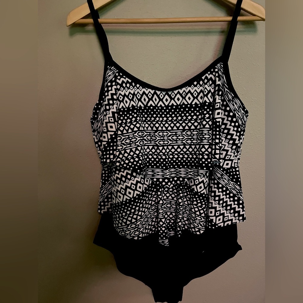 Navy and White Patterned Ruffled One Piece Swimming Suit size 18